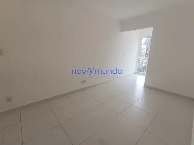 Apartamento com 65m² 2 quartos e 1 banheiro, para alugar, no bairro Botafogo em Rio de Janeiro