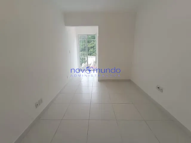 Apartamento com 65m² 2 quartos e 1 banheiro, para alugar, no bairro Botafogo em Rio de Janeiro