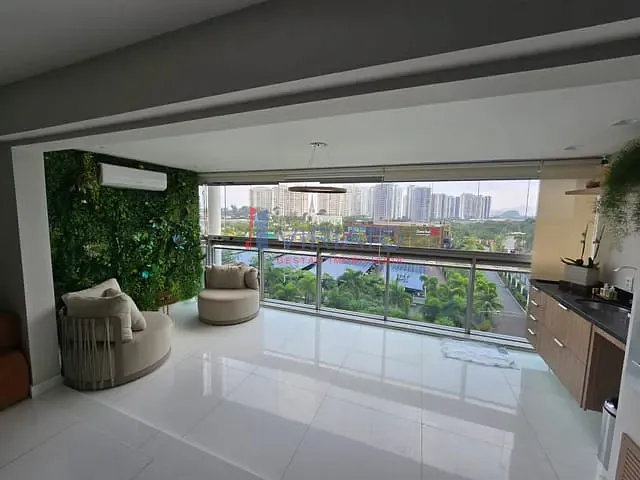 Apartamento 4 quartos e 6 banheiros, à venda ou para alugar, no bairro Barra da Tijuca em Rio de Janeiro