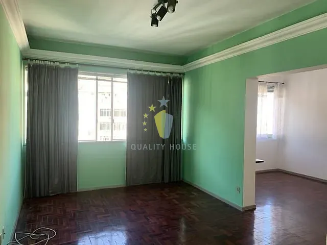 Apartamento com 94m² 3 quartos e 1 banheiro, à venda, no bairro Copacabana em Rio de Janeiro