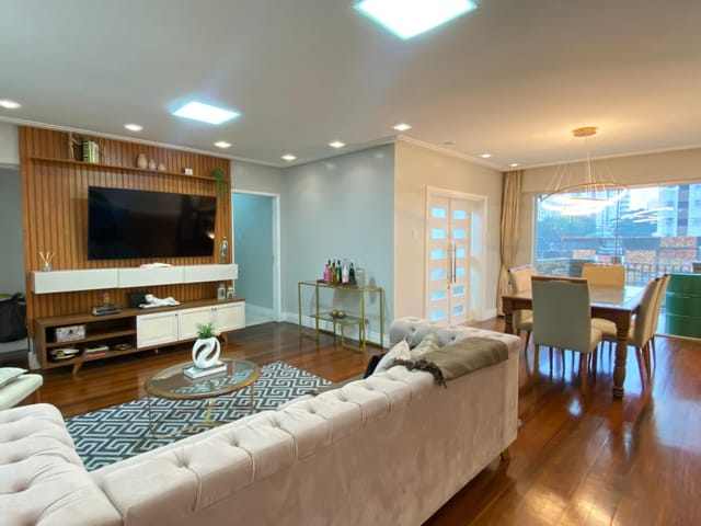 Foto do Apartamento - Apartamento reformado, 122m² , 3/4, suíte - Localização perfeita. | Salomão Mendes Imóveis