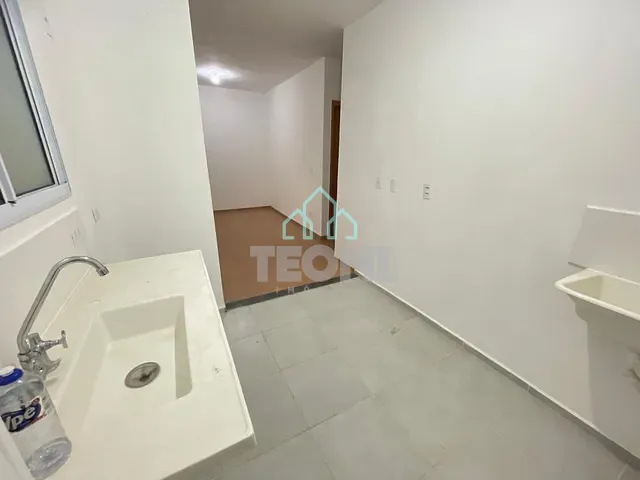 Apartamento com 55m² 2 quartos e 1 banheiro, para alugar, no bairro Granjas Santa Terezinha em Taubaté