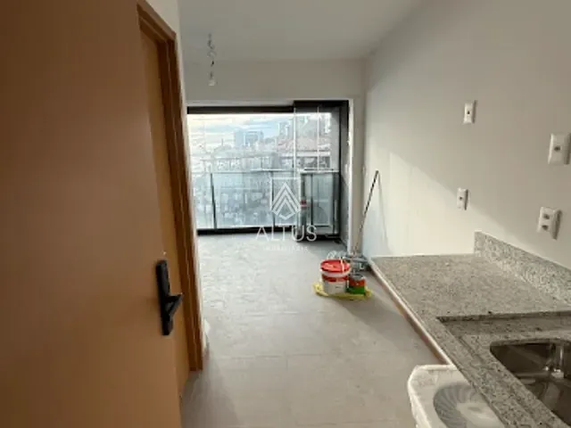 Apartamento 1 quarto e 1 banheiro, à venda, no bairro Barra em Salvador