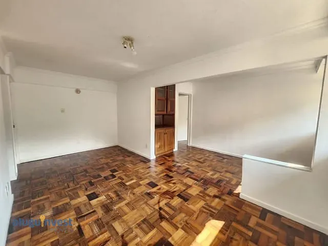 Apartamento 2 quartos e 1 banheiro, para alugar, no bairro Centro em Florianópolis
