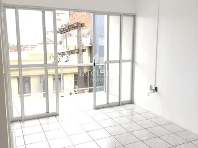 Apartamento 1 quarto e 1 banheiro, para alugar, no bairro Centro em Arroio Do Meio