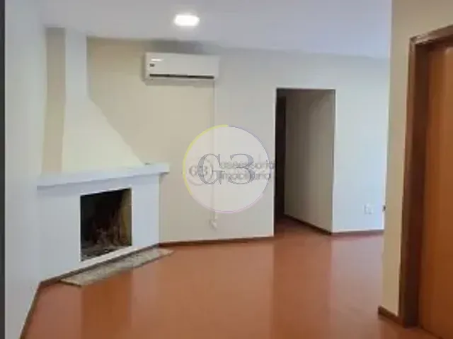 Apartamento 3 quartos e 2 banheiros, para alugar, no bairro Centro em Pelotas