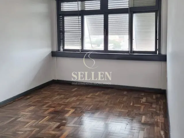 Apartamento 2 quartos e 2 banheiros, à venda, no bairro São Geraldo em Porto Alegre