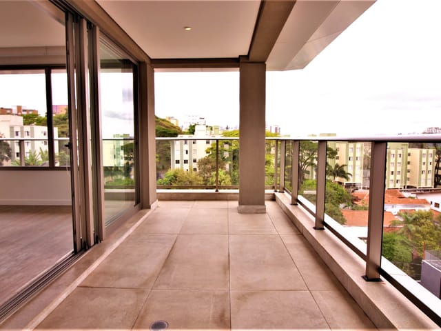 Apartamento com 200m² 2 quartos e 2 banheiros, à venda, no bairro Vila Madalena em São Paulo