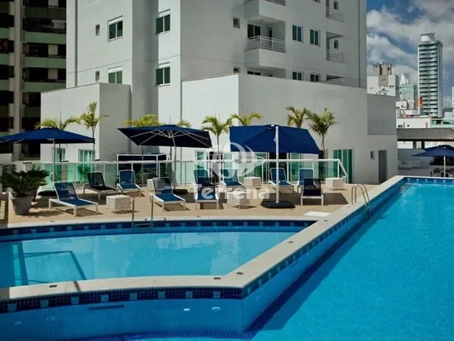 Apartamento com 132m² 3 quartos e 4 banheiros, para alugar, no bairro Centro em Balneário Camboriú