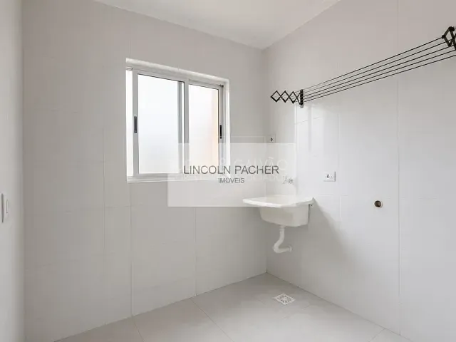 Apartamento com 1m² 2 quartos e 1 banheiro, à venda, no bairro Vargem Grande em Pinhais