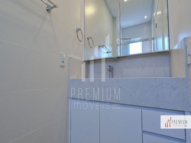 Apartamento com 137m², à venda, no bairro Meia praia em ITAPEMA