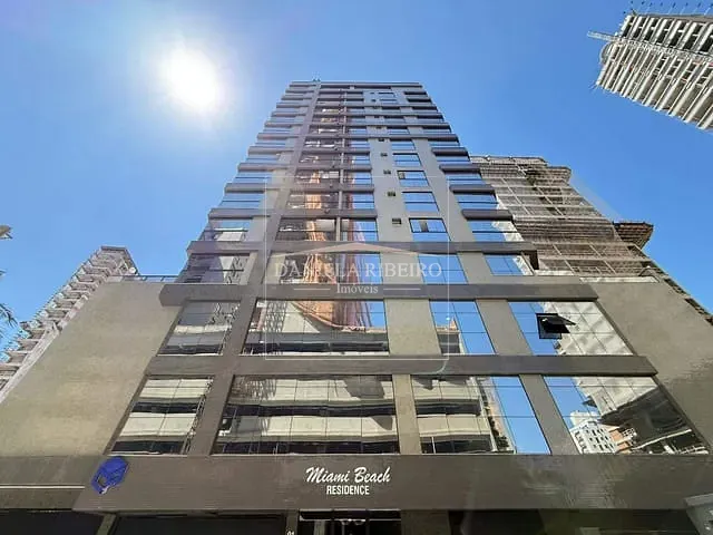 Apartamento 3 quartos e 4 banheiros, à venda, no bairro Perequê em Porto Belo