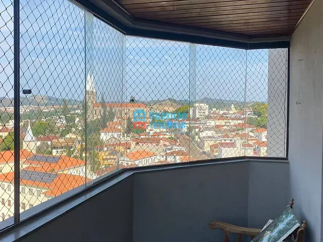 Apartamento 3 quartos e 3 banheiros, à venda, no bairro Centro em Guaxupé