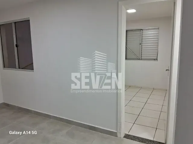 Apartamento com 47m² 2 quartos e 1 banheiro, à venda, no bairro Núcleo Habitacional Vereador Edson Francisco da Silva em Bauru