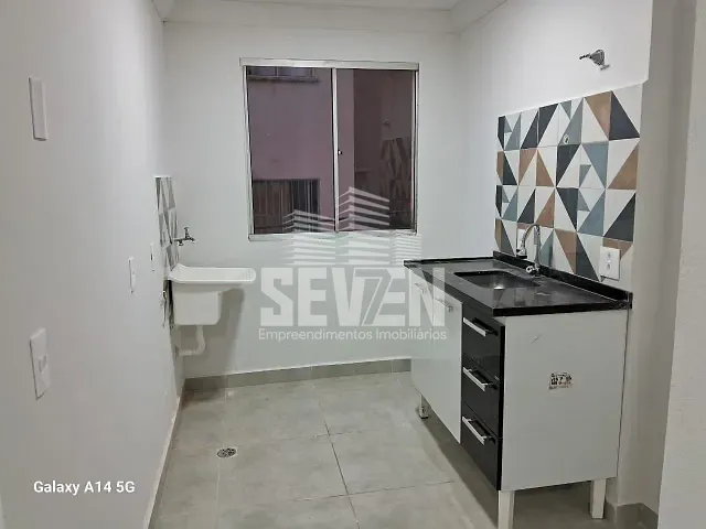 Apartamento com 47m² 2 quartos e 1 banheiro, à venda, no bairro Núcleo Habitacional Vereador Edson Francisco da Silva em Bauru