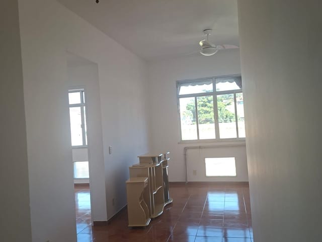 Apartamento com 73m² 2 quartos e 2 banheiros, para alugar, no bairro Freguesia (Ilha do Governador) em Rio de Janeiro