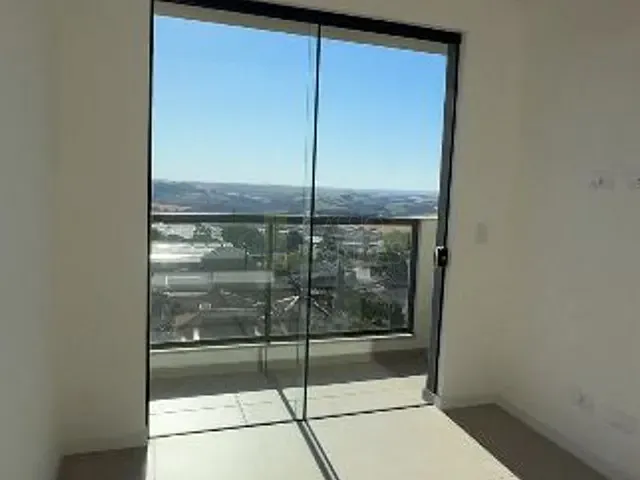 Apartamento 2 quartos e 1 banheiro, à venda, no bairro Centro em Apucarana