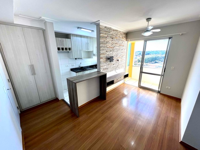 Foto do Apartamento - Apto à venda no Ed. MARCO DOS PIONEIROS c/ 3 dorm. (1 suíte) varanda c/ churrasqueira. 1 vaga coberta. Próximo do Shopping Boulevard Londrina-Pr | EVIDÊNCIA Imóveis