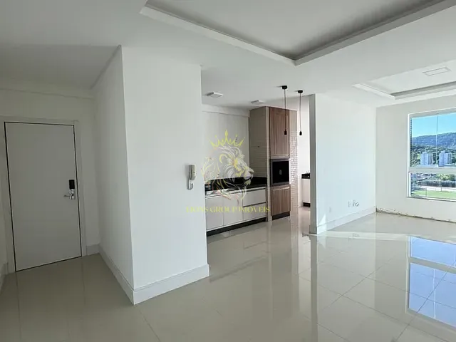 Apartamento 2 quartos e 2 banheiros, à venda, no bairro Centro em Camboriú