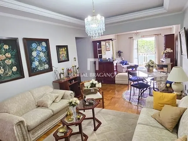 Apartamento com 124m² 2 quartos e 3 banheiros, à venda, no bairro Centro em Bragança Paulista