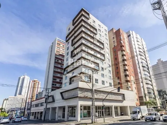 Apartamento com 36m² 1 quarto e 1 banheiro, para alugar, no bairro Cristo Rei em Curitiba