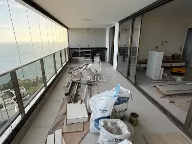 Apartamento 4 quartos e 1 banheiro, à venda, no bairro Barra em Salvador