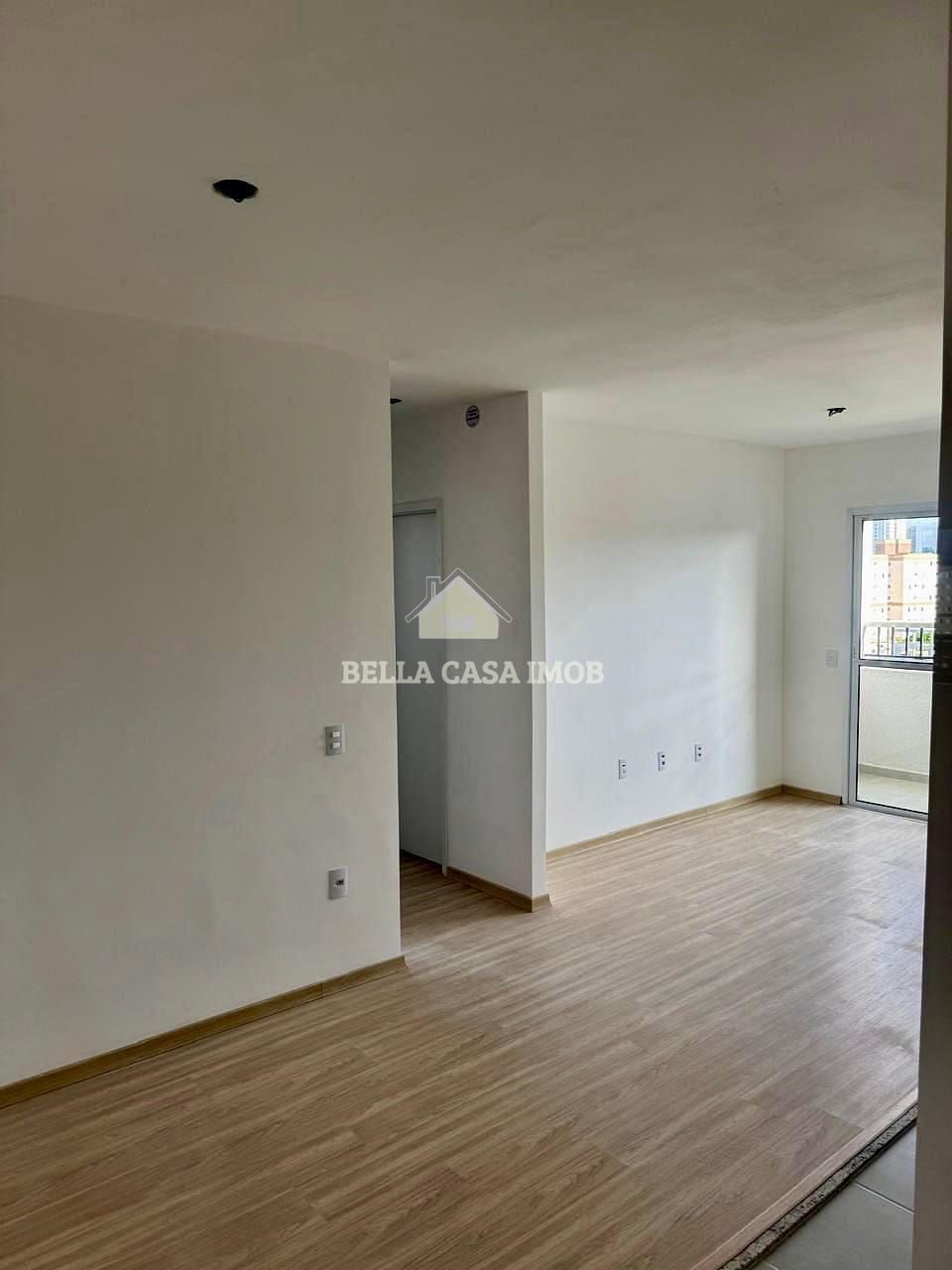 Apartamento à venda com 2 quartos, 61m² - Foto 2