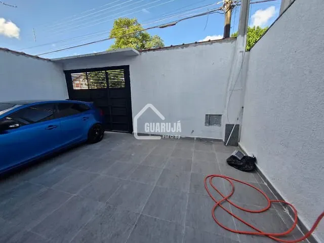 Sobrado com 50m² 2 quartos e 3 banheiros, à venda, no bairro Vila Santa Rosa em Guarujá
