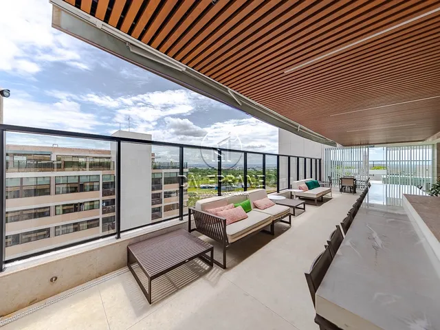 Apartamento com 208m² 4 quartos e 6 banheiros, à venda, no bairro Setor Sudoeste em Brasília