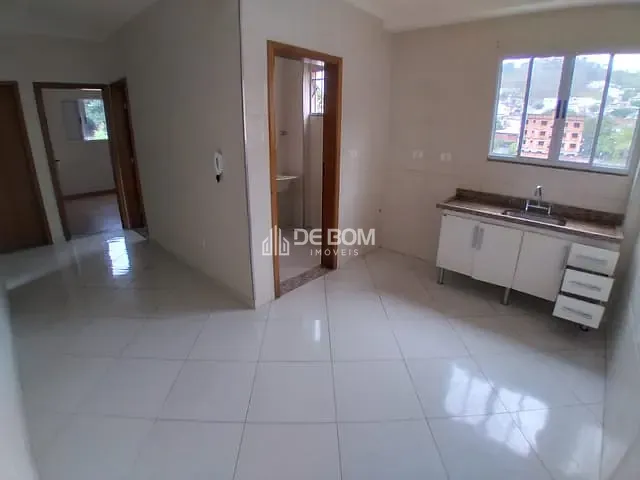 Apartamento com 95m² 2 quartos e 2 banheiros, para alugar, no bairro Jardim Cascatinha em Poços de Caldas