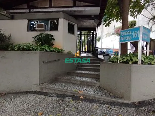 Apartamento 3 quartos e 3 banheiros, à venda, no bairro Laranjeiras em Rio de Janeiro