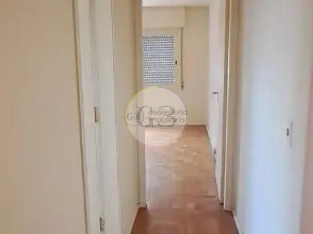 Apartamento 2 quartos e 1 banheiro, para alugar, no bairro Centro em Pelotas