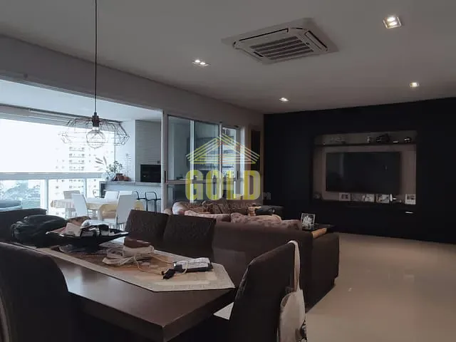 Apartamento com 247m² 3 quartos e 5 banheiros, à venda, no bairro Gleba Fazenda Palhano em Londrina