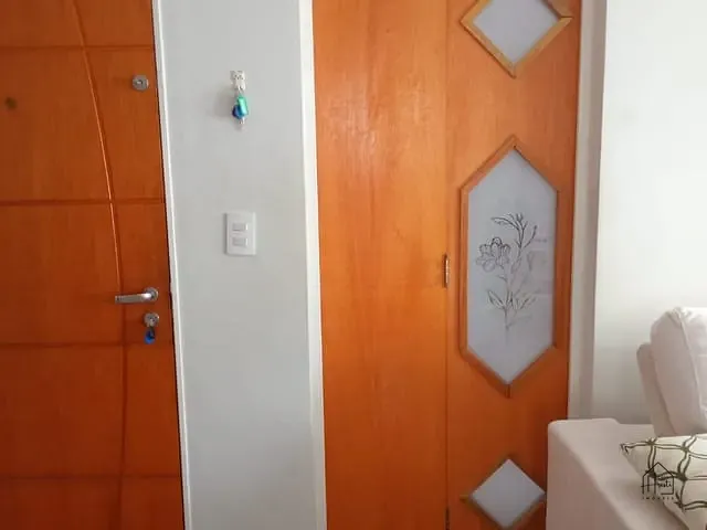 Apartamento 2 quartos e 1 banheiro, à venda, no bairro Jardim Caiapiá em Cotia