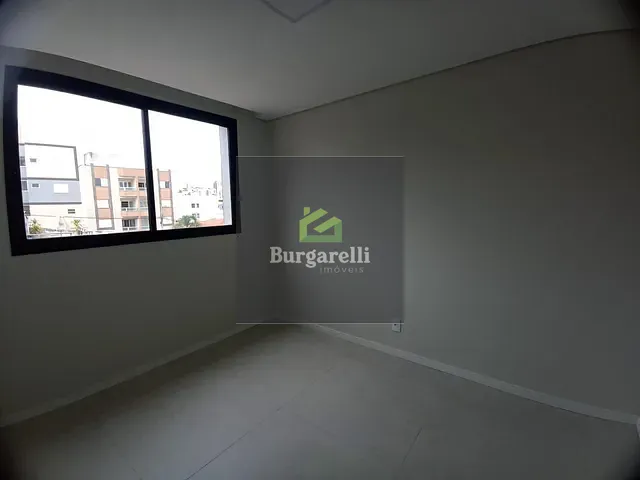 Apartamento 3 quartos e 2 banheiros, para alugar, no bairro Padre Dehon em Lavras