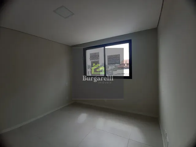 Apartamento 3 quartos e 2 banheiros, para alugar, no bairro Padre Dehon em Lavras