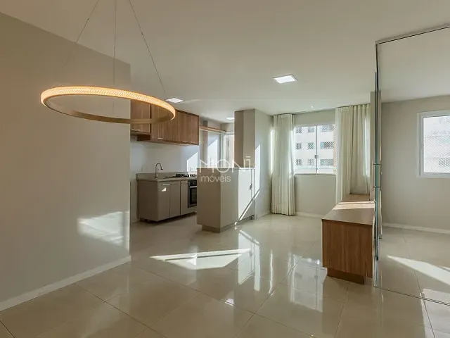 Apartamento 2 quartos e 2 banheiros, à venda, no bairro Guará II em Brasília
