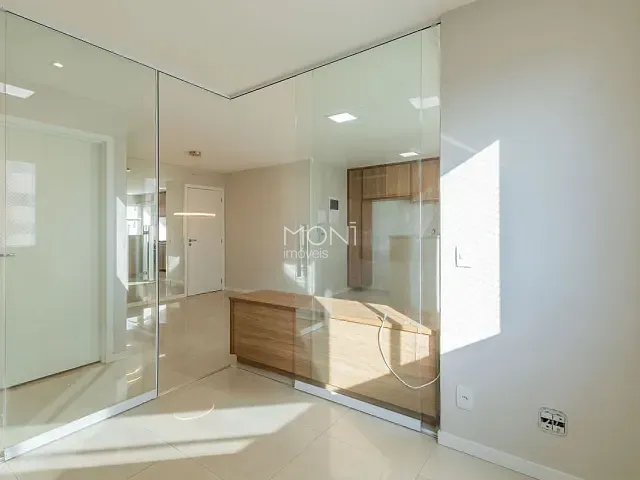 Apartamento 2 quartos e 2 banheiros, à venda, no bairro Guará II em Brasília