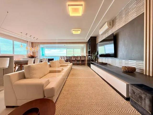 Apartamento 4 quartos e 6 banheiros, à venda, no bairro Meia Praia em Itapema