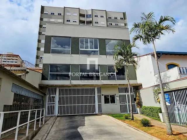 Apartamento 2 quartos e 1 banheiro, à venda ou para alugar, no bairro Centro em Bragança Paulista