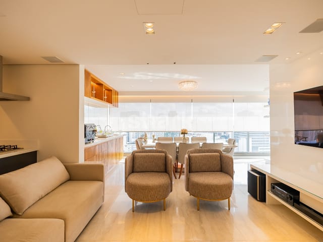 Apartamento com 101m² 2 quartos e 3 banheiros, à venda, no bairro Vila Olímpia em São Paulo