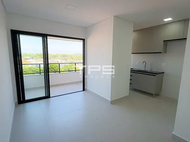 Apartamento 2 quartos e 1 banheiro, à venda ou para alugar, no bairro Nova Guará em Guaratinguetá