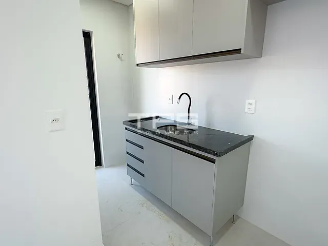 Apartamento 2 quartos e 1 banheiro, à venda ou para alugar, no bairro Nova Guará em Guaratinguetá