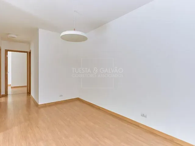 Apartamento com 104m² 3 quartos e 2 banheiros, à venda, no bairro Santa Felicidade em Curitiba