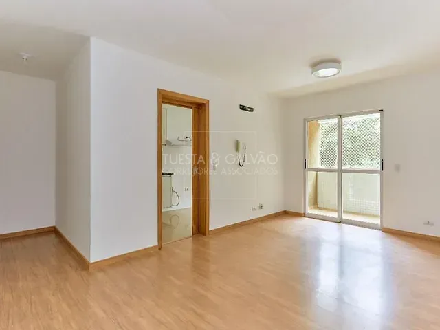 Apartamento com 104m² 3 quartos e 2 banheiros, à venda, no bairro Santa Felicidade em Curitiba
