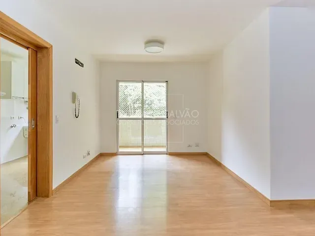 Apartamento com 104m² 3 quartos e 2 banheiros, à venda, no bairro Santa Felicidade em Curitiba