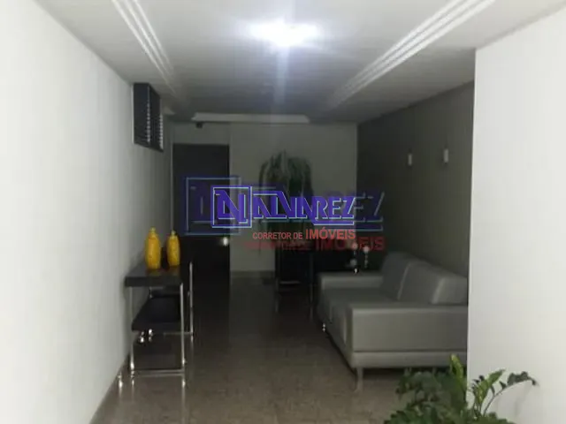 Apartamento 3 quartos e 1 banheiro, para alugar, no bairro Jardim Camburi em Vitória