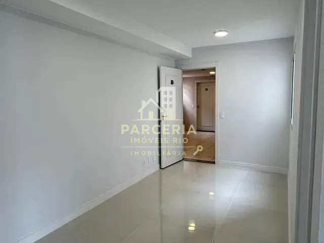 Apartamento com 42m² 2 quartos e 1 banheiro, à venda, no bairro Bonsucesso em Rio de Janeiro