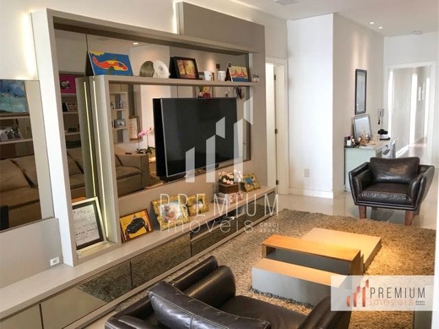 Apartamento com 256m² 4 quartos e 3 banheiros, à venda, no bairro itapema em Itapema
