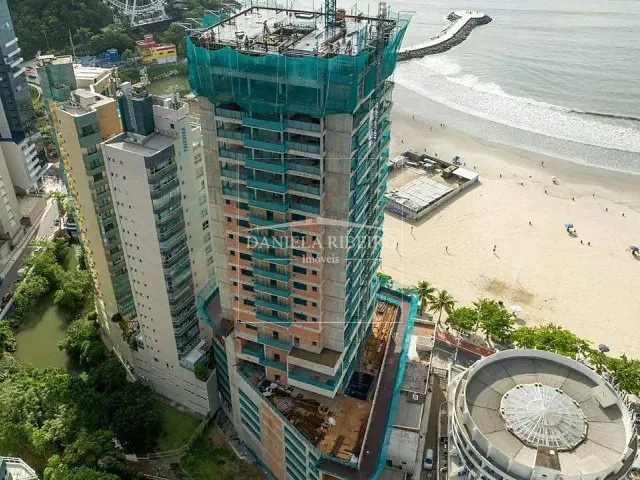 Apartamento 4 quartos e 6 banheiros, à venda, no bairro Centro em Balneário Camboriú